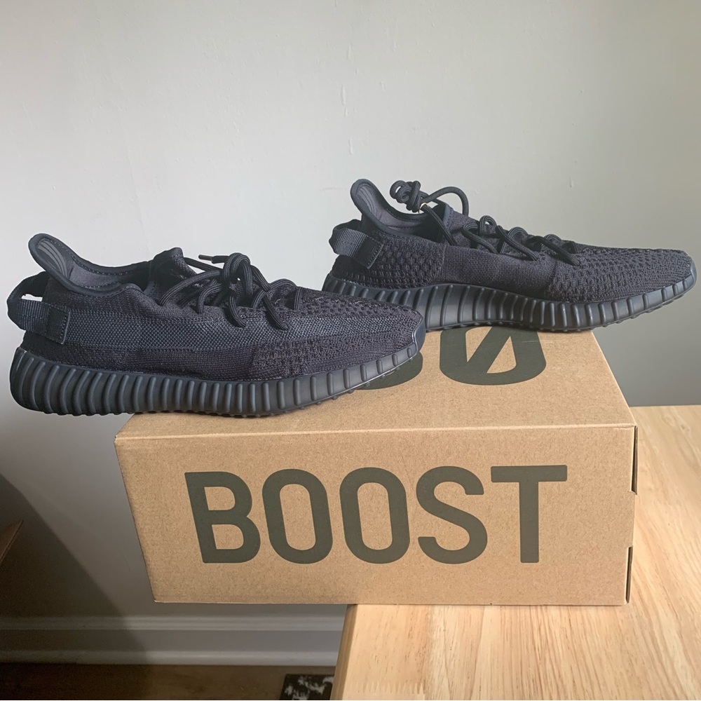 Adidas Yeezy Boost 350 V2 Onyx